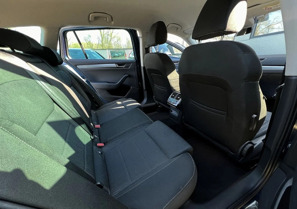 Skoda Superb cena 79900 przebieg: 109000, rok produkcji 2017 z Rawa Mazowiecka małe 631